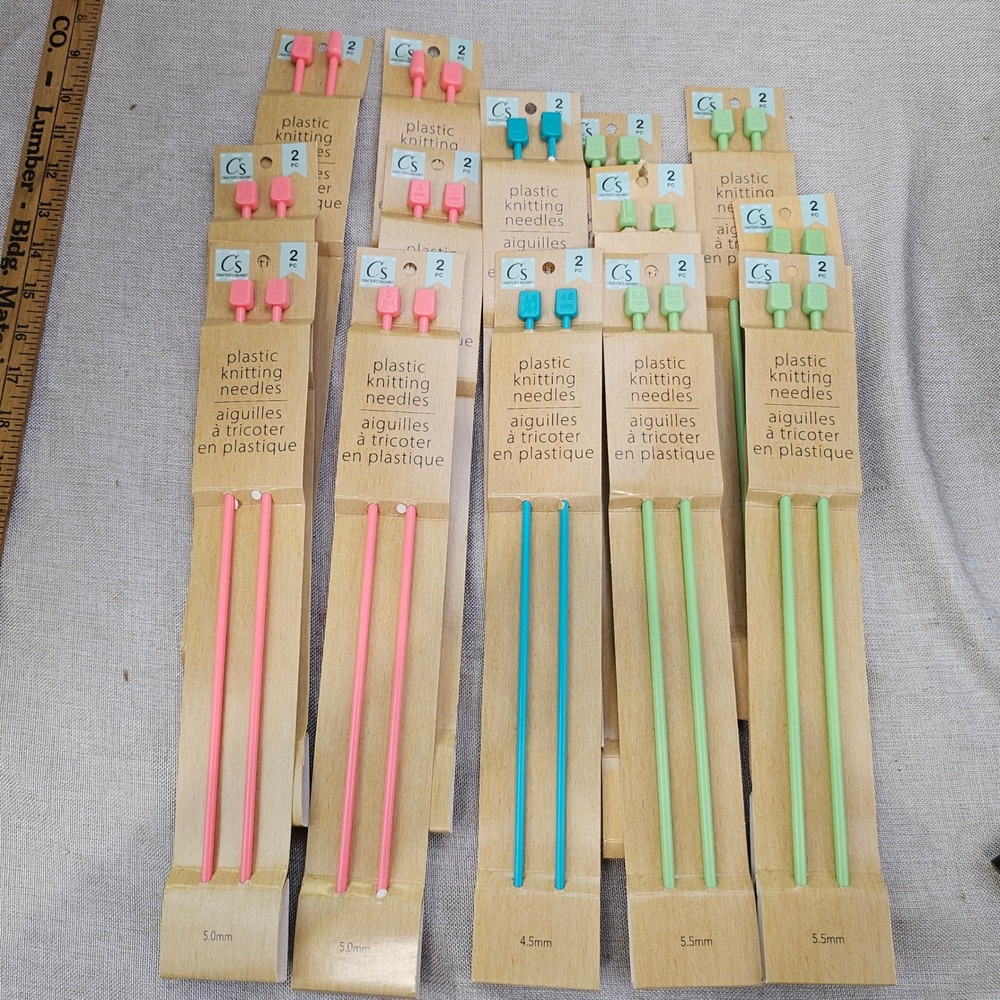 Crafter's Square Plastic Knitting Needles Lot of 14 Pairs 4.5mm 5mm 5.5mm Multi